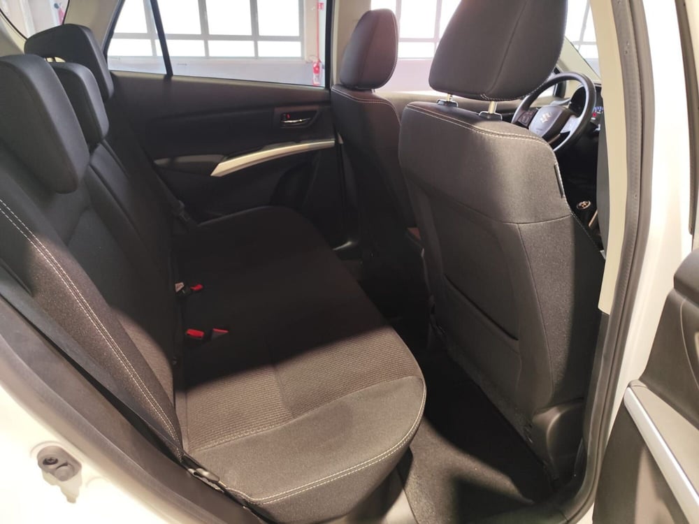 Suzuki S-Cross usata a Milano (16)