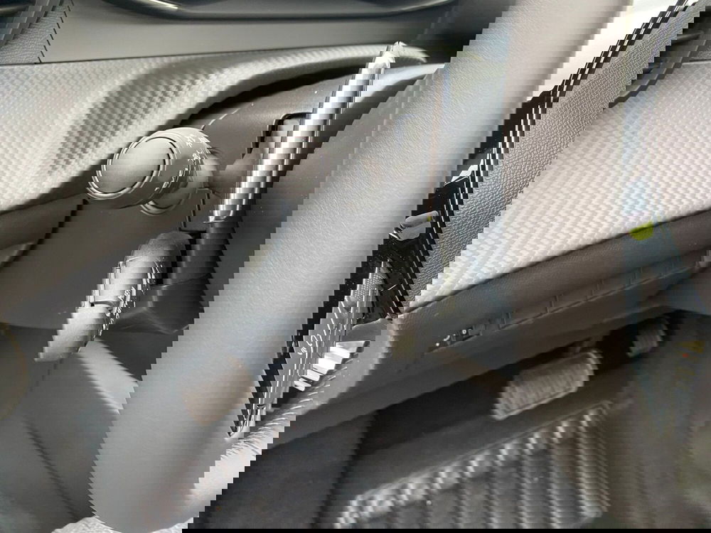 Peugeot 2008 nuova a Salerno (17)