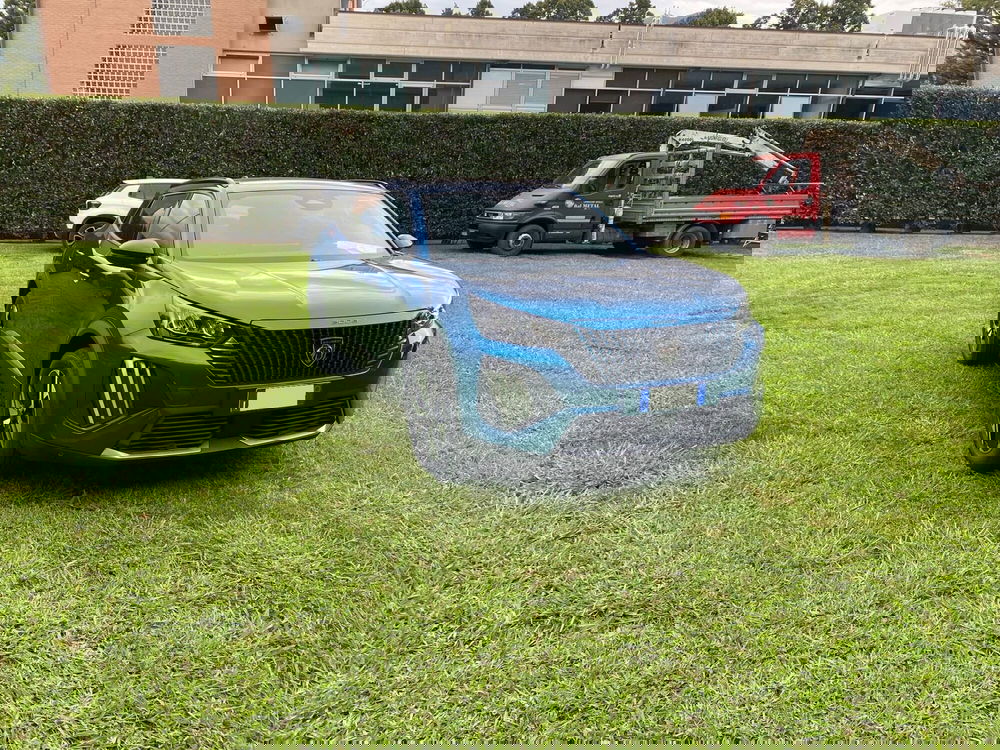 Peugeot 2008 nuova a Salerno (2)