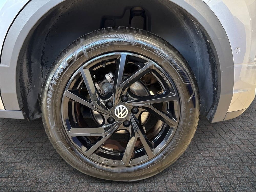 Volkswagen T-Roc usata a Pistoia (6)