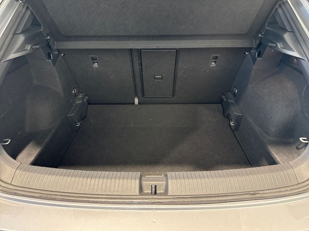Volkswagen T-Roc usata a Pistoia (8)