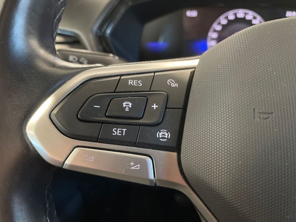 Volkswagen T-Cross usata a Pistoia (16)