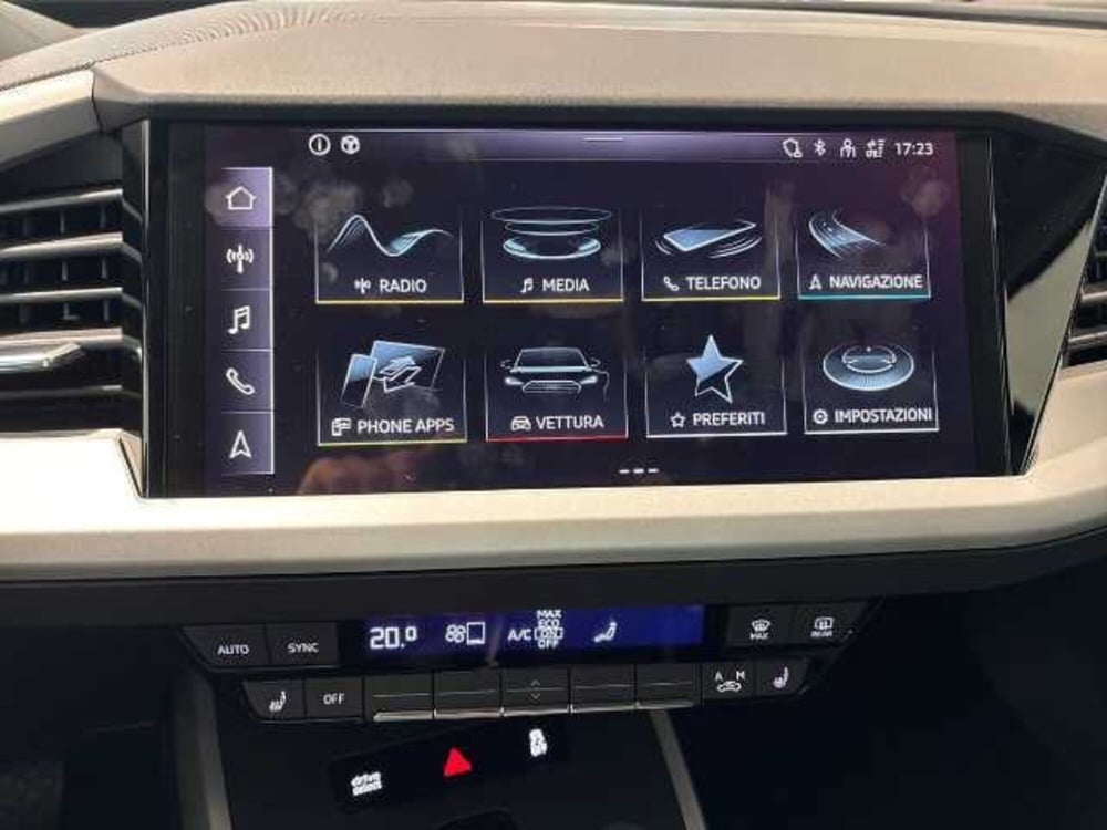Audi Q4 Sportback nuova a Pistoia (16)