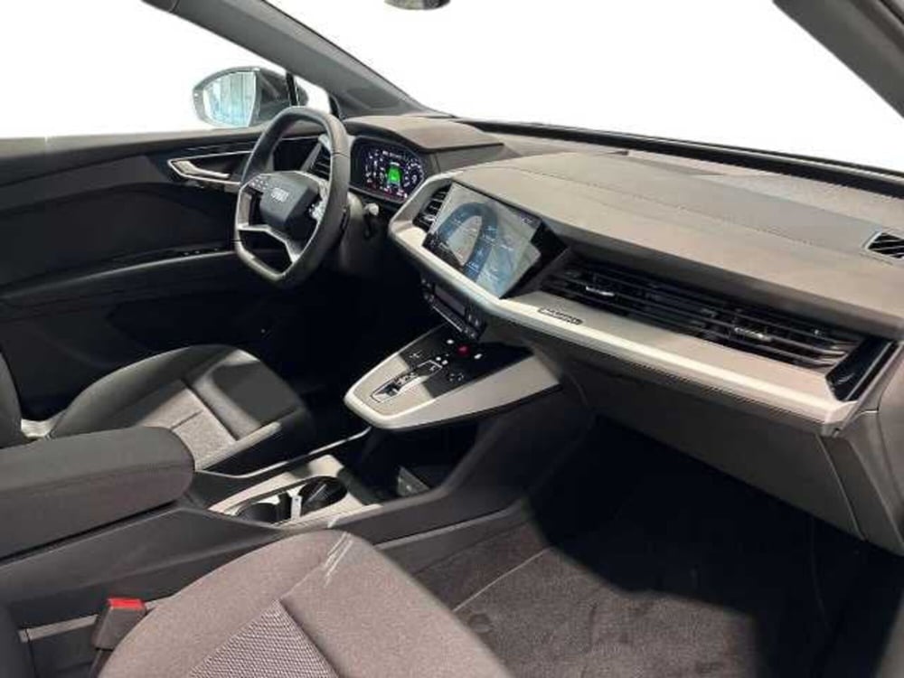 Audi Q4 Sportback nuova a Pistoia (3)