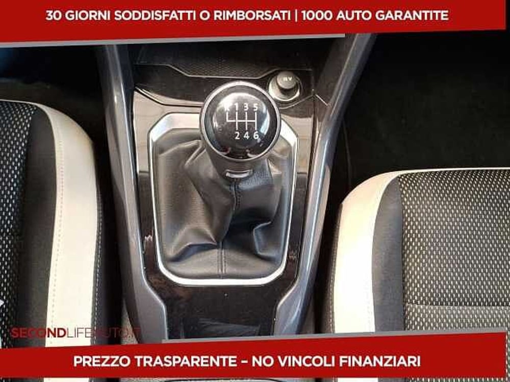 Volkswagen T-Roc usata a Chieti (15)