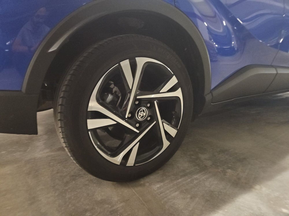 Toyota Toyota C-HR usata a Vicenza (5)
