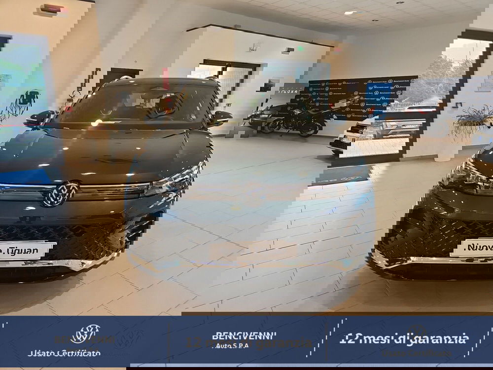 Volkswagen Tiguan nuova a Catanzaro (9)