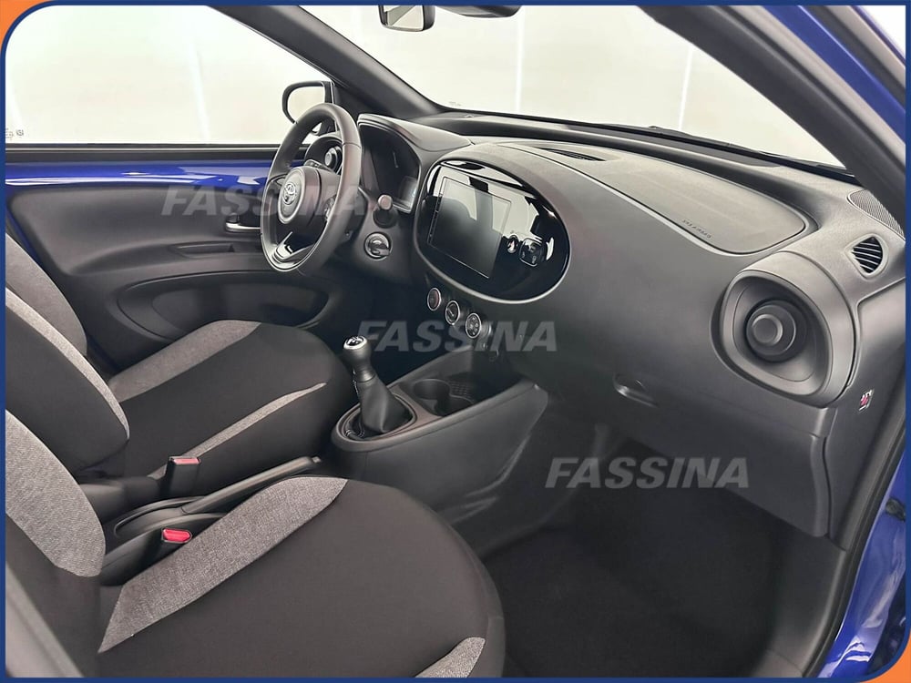 Toyota Aygo X nuova a Milano (12)