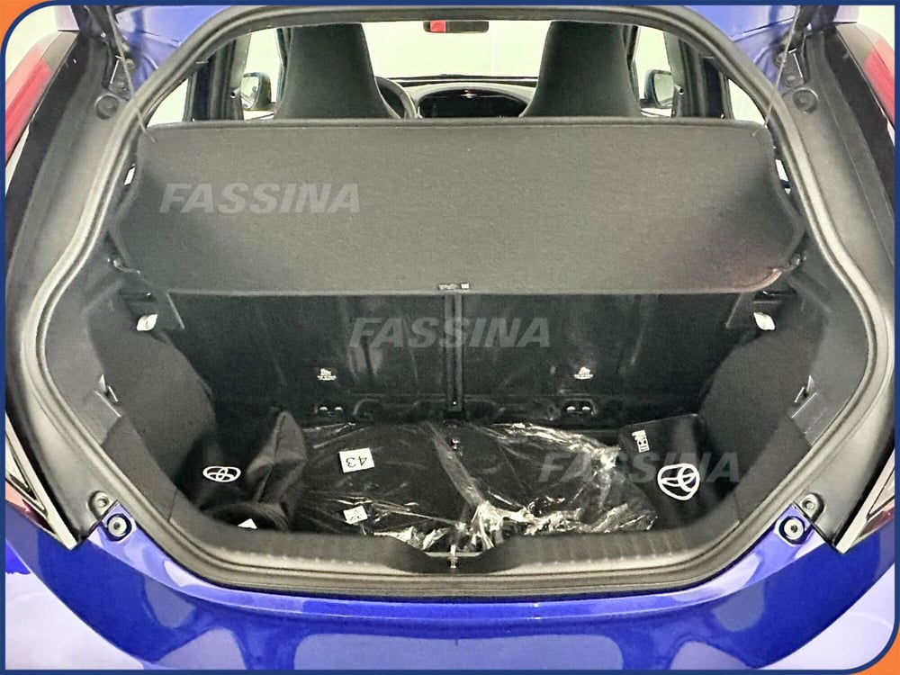 Toyota Aygo X nuova a Milano (11)
