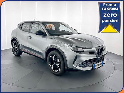 Alfa Romeo Junior 1.2 ibrida Speciale 145cv edct6 nuova a Milano