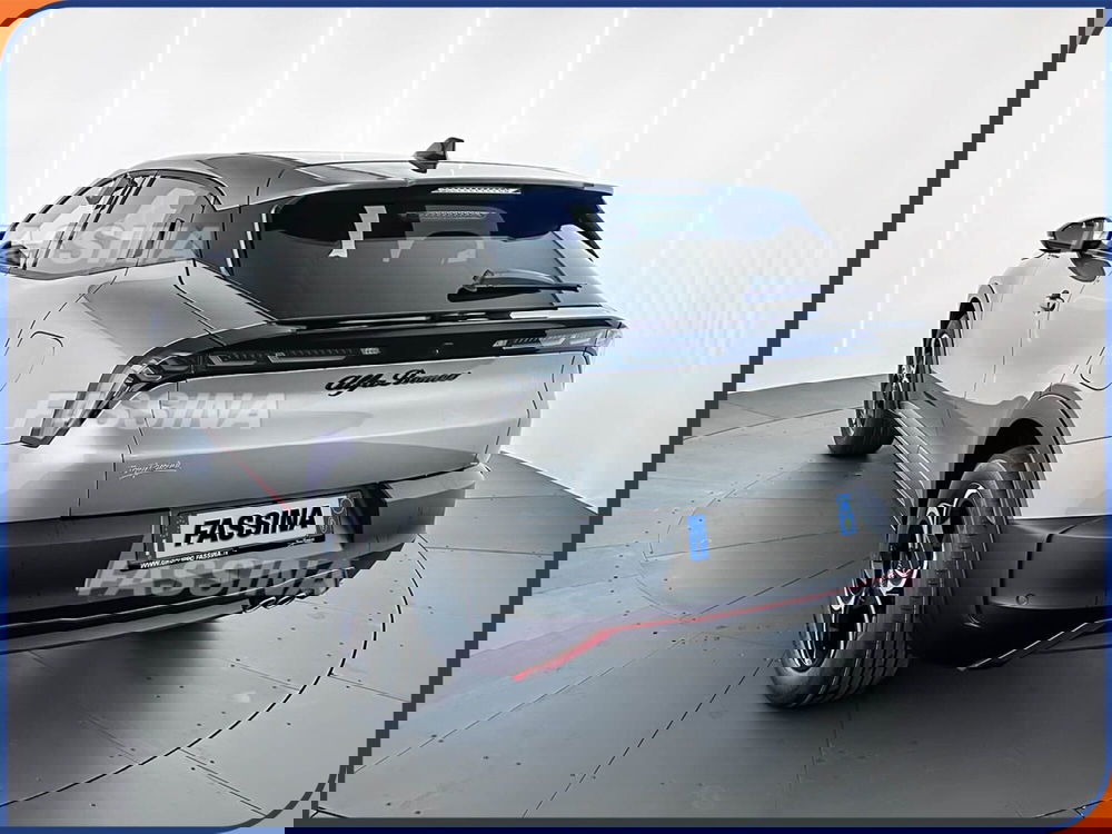 Alfa Romeo Junior nuova a Milano (4)