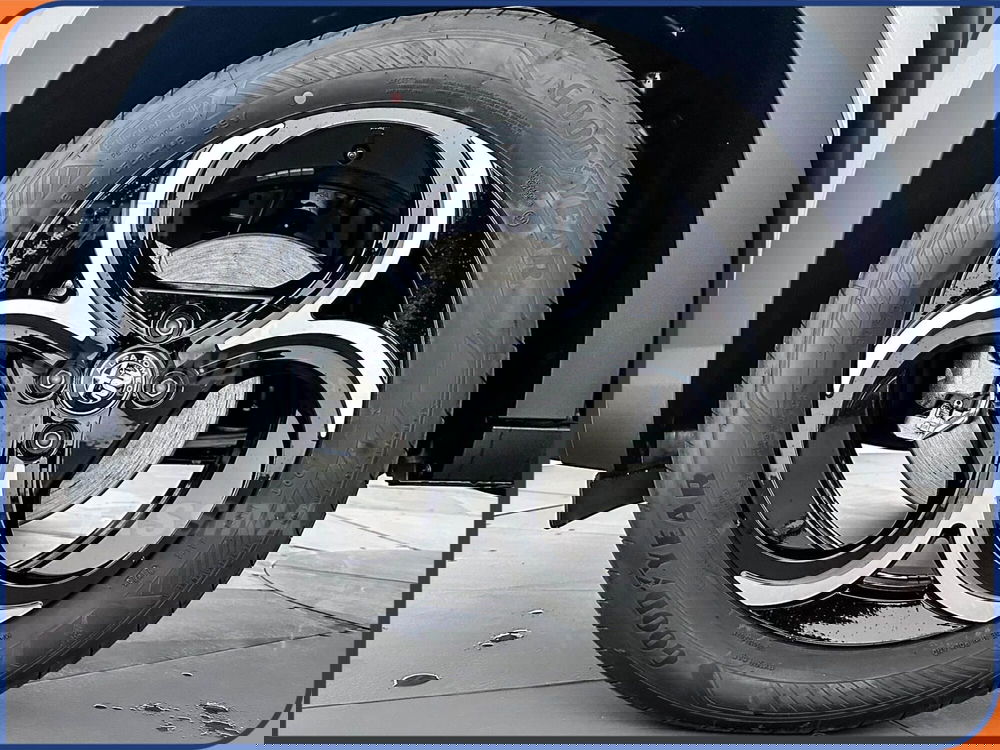 Alfa Romeo Junior nuova a Milano (7)