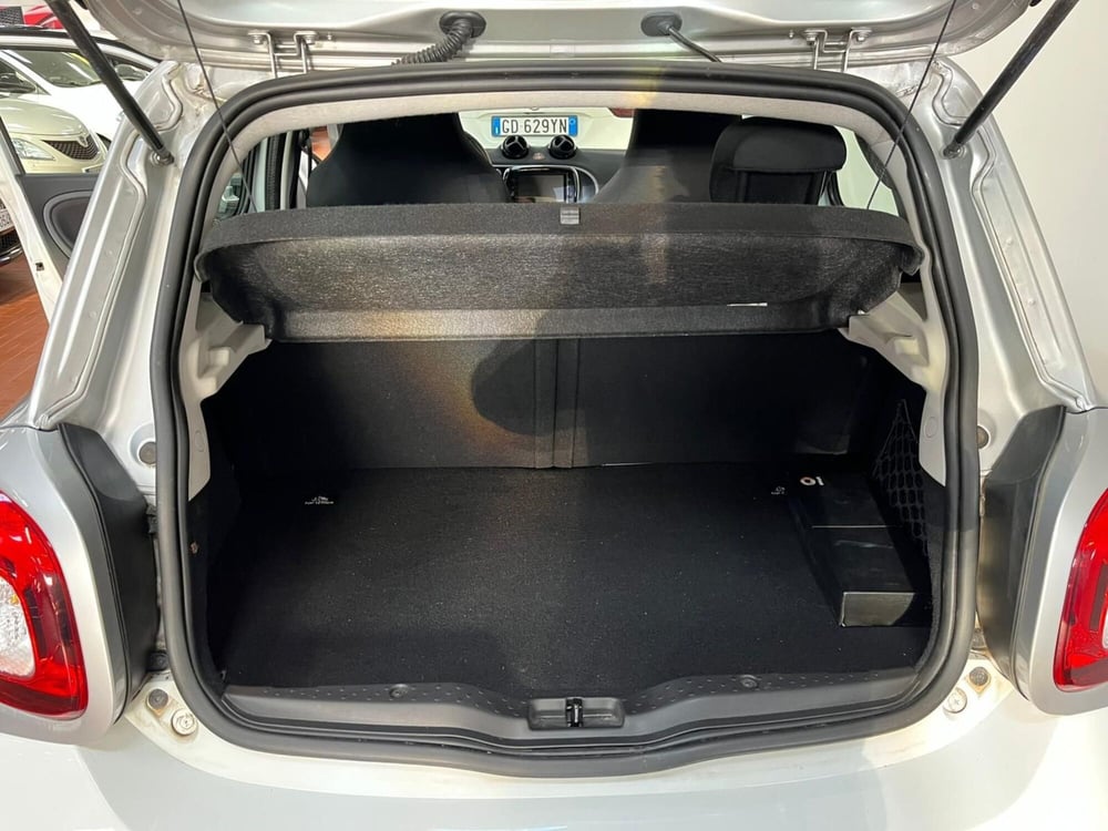 smart forfour usata a Lucca (13)