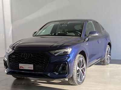 Audi Q5 Sportback 40 2.0 tdi mhev 12V Identity Black quattro s-tronic del 2023 usata a Favara