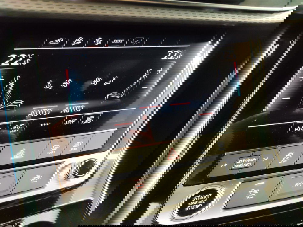 Audi Q8 nuova a Modena (11)