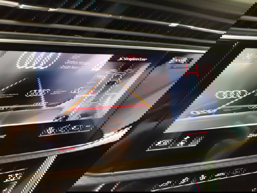 Audi Q8 nuova a Modena (12)