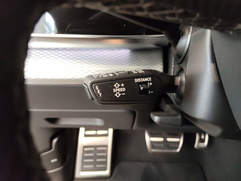 Audi Q8 nuova a Modena (13)