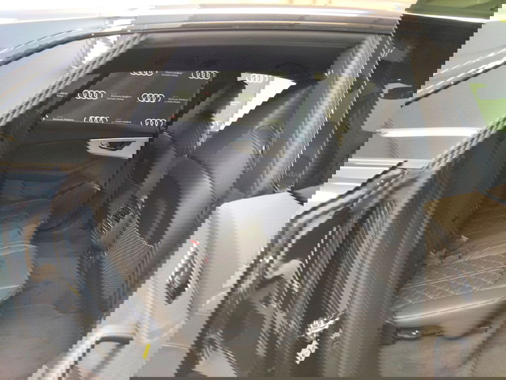 Audi Q8 nuova a Modena (18)