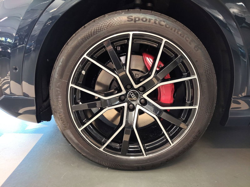 Audi Q8 nuova a Modena (6)