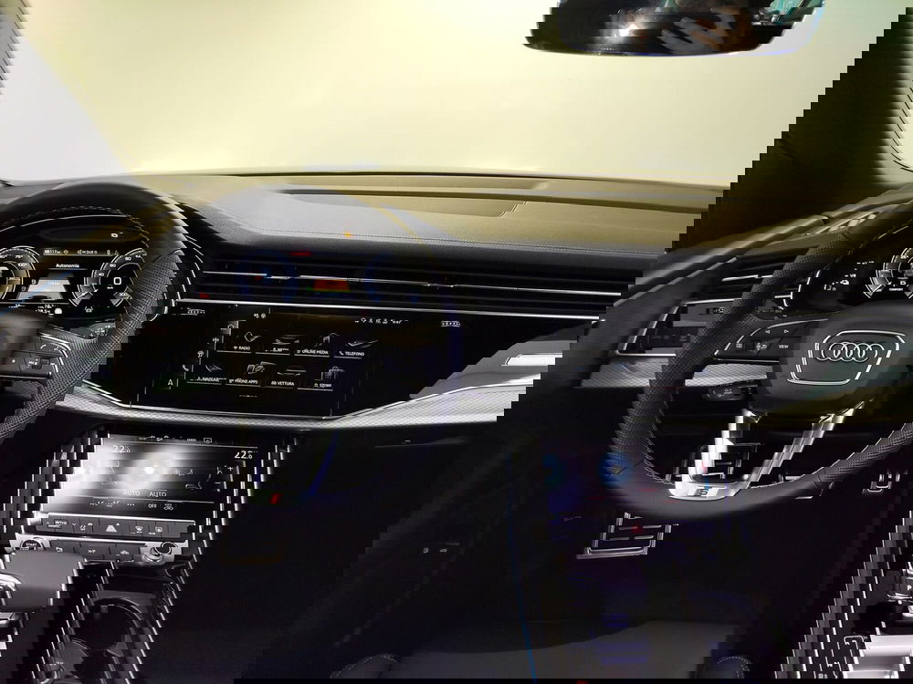 Audi Q8 nuova a Modena (7)