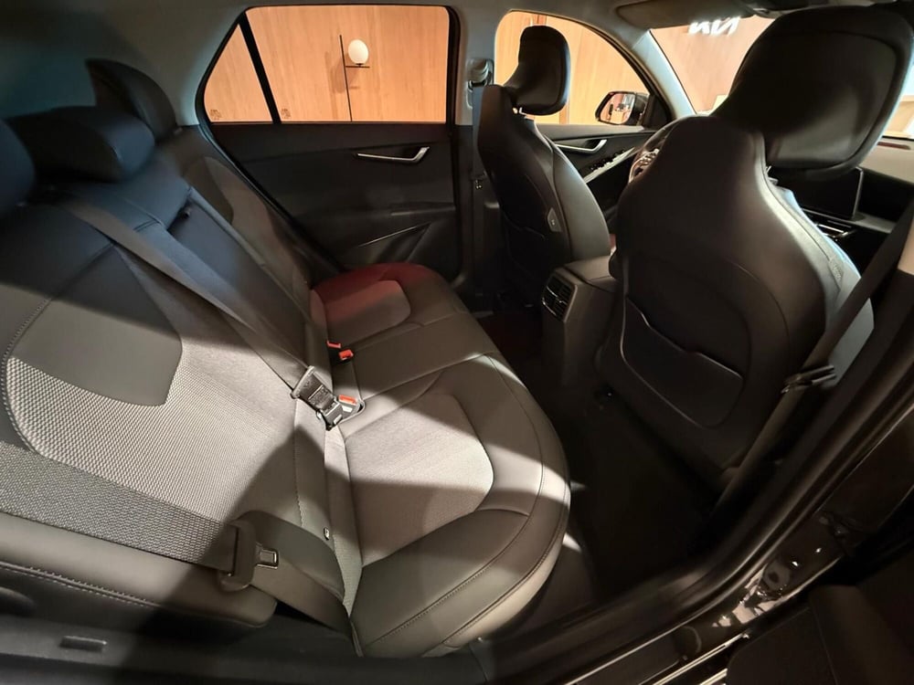 Kia Niro nuova a Arezzo (14)