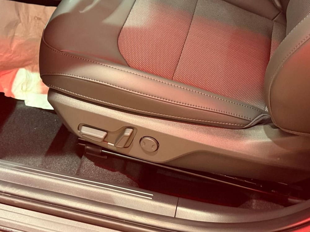 Kia Niro nuova a Arezzo (19)