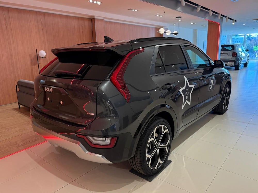Kia Niro nuova a Arezzo (5)