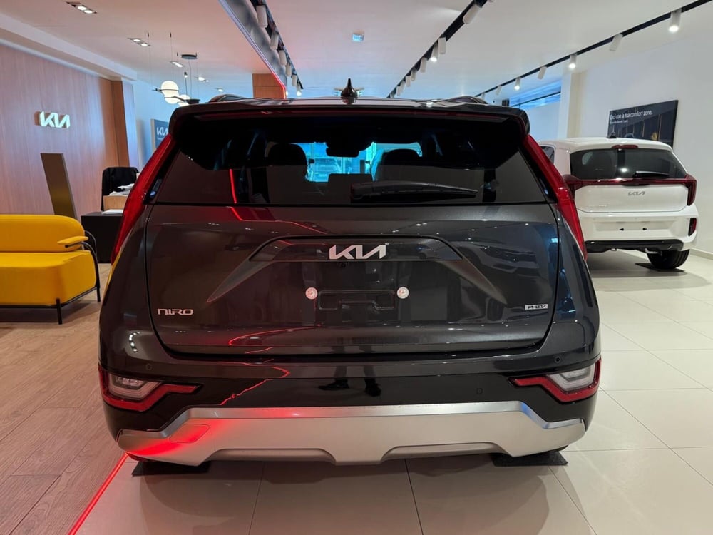 Kia Niro nuova a Arezzo (6)