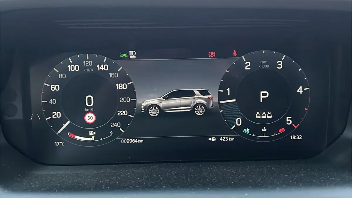 Land Rover Discovery Sport usata a Milano (10)