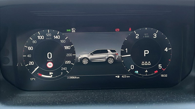 Land Rover Discovery Sport usata a Milano (10)