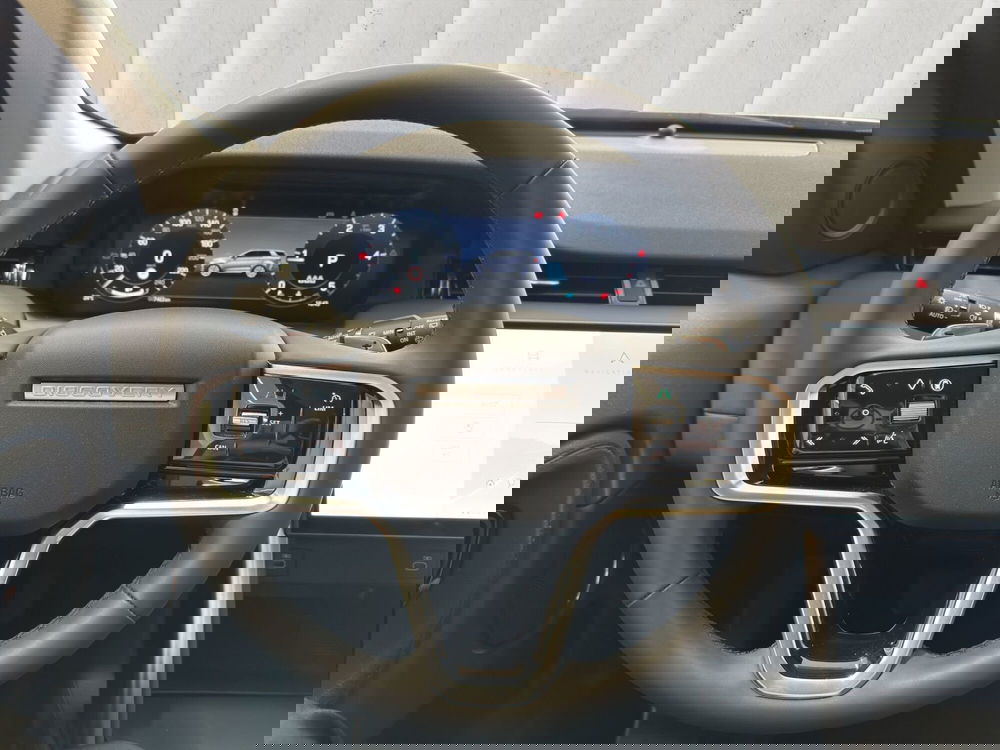 Land Rover Discovery Sport usata a Milano (11)