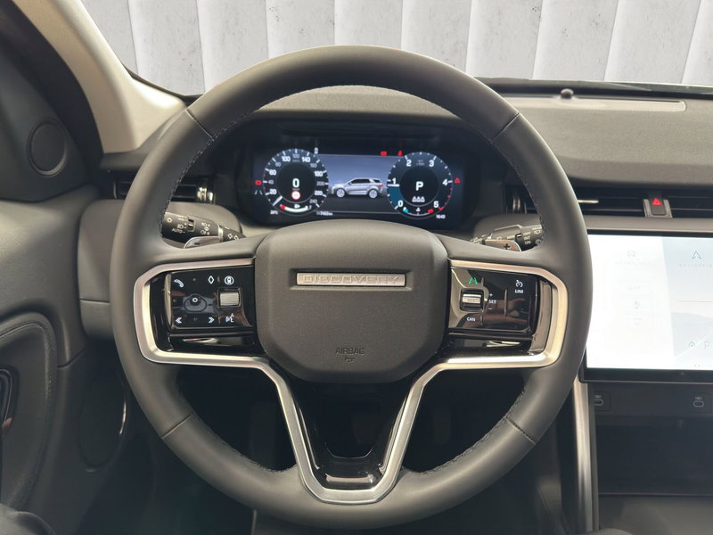 Land Rover Discovery Sport usata a Milano (11)