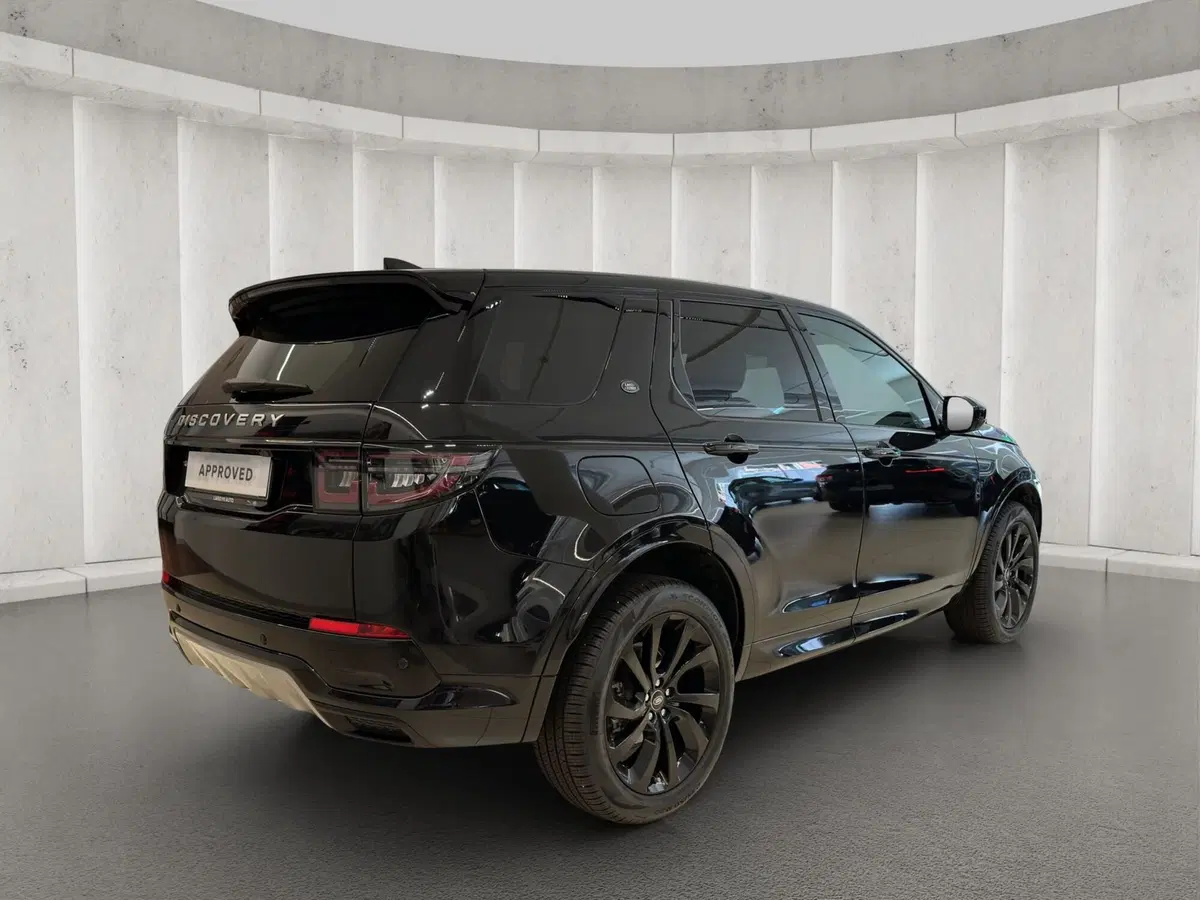 Land Rover Discovery Sport usata a Milano (2)
