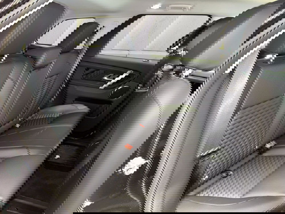 Land Rover Discovery Sport usata a Milano (5)