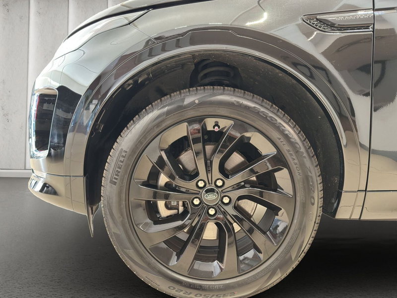 Land Rover Discovery Sport usata a Milano (9)