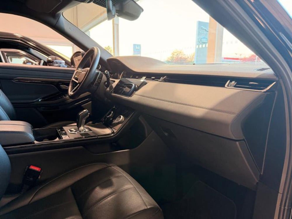 Land Rover Range Rover Evoque usata a Venezia (8)