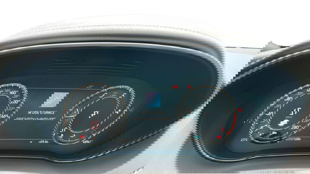 Jaguar E-Pace nuova a Catania (10)