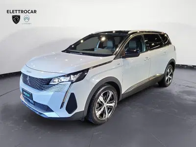 Peugeot 5008 BlueHDi 130 S&amp;S EAT8 GT Pack del 2021 usata a Bassano del Grappa