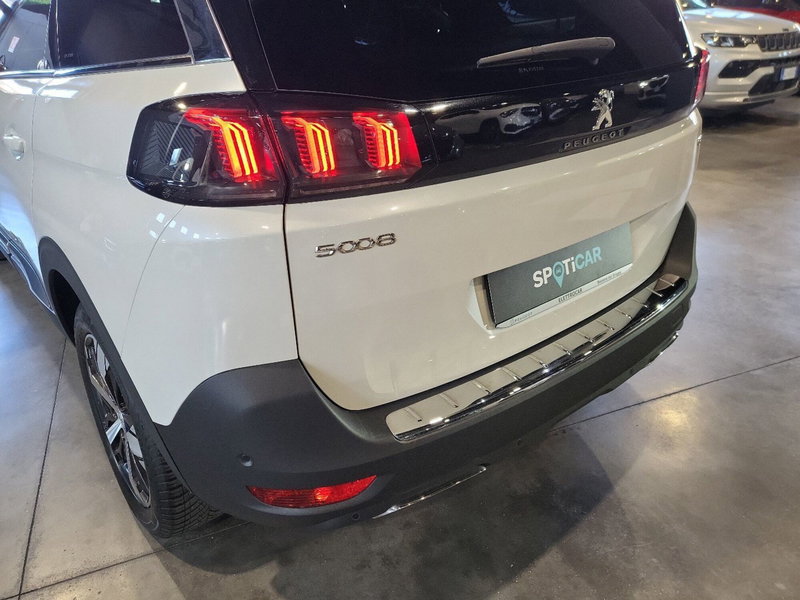 Peugeot 5008 usata a Vicenza (10)