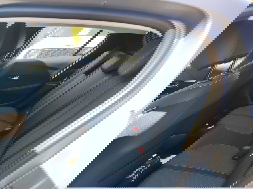 Peugeot 208 nuova a Latina (10)