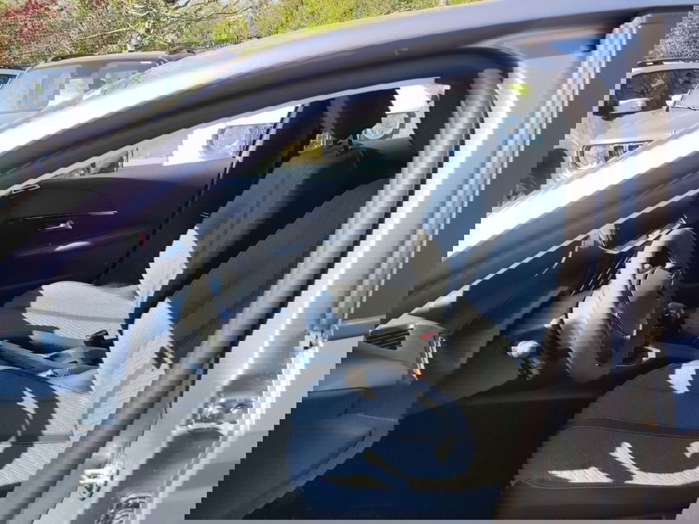 Peugeot 208 nuova a Latina (11)