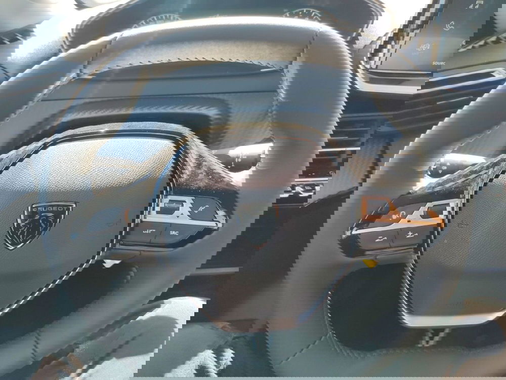 Peugeot 208 nuova a Latina (13)