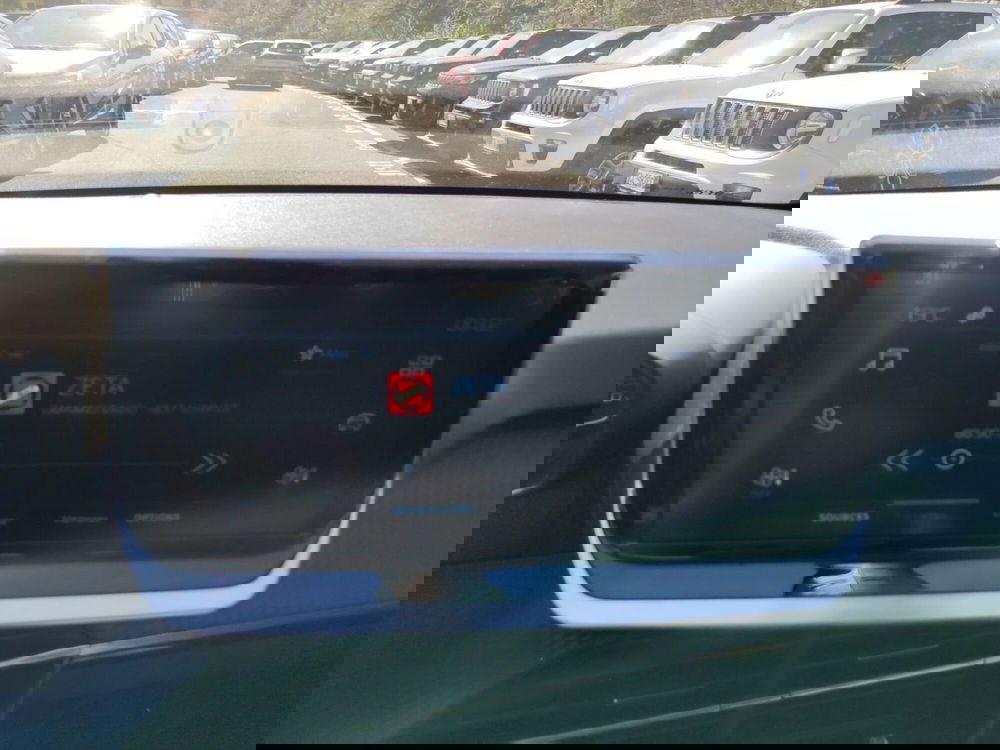 Peugeot 208 nuova a Latina (14)