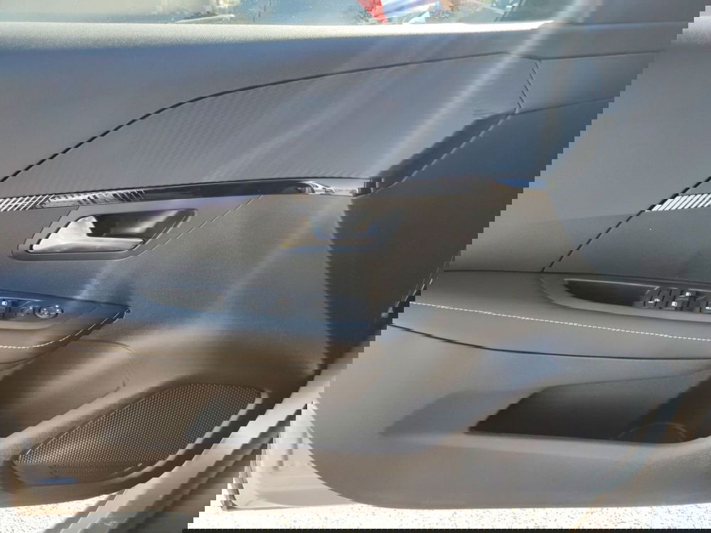 Peugeot 208 nuova a Latina (17)