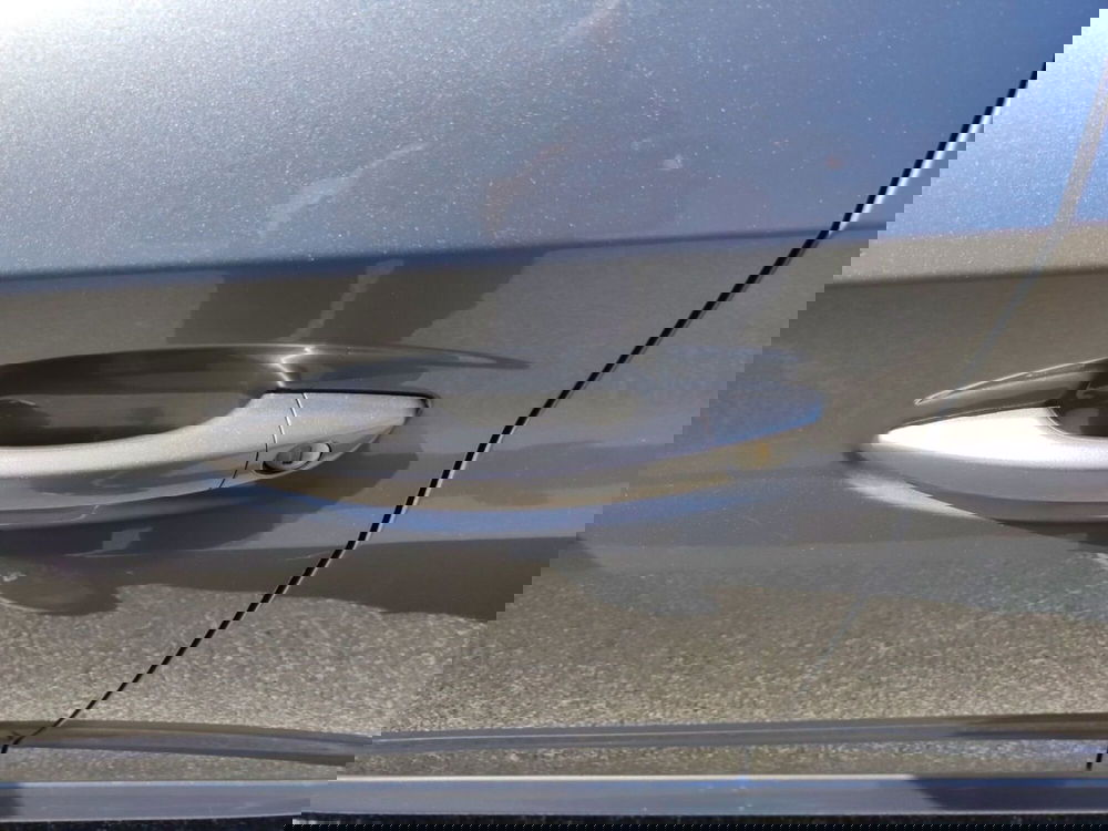 Peugeot 208 nuova a Latina (7)