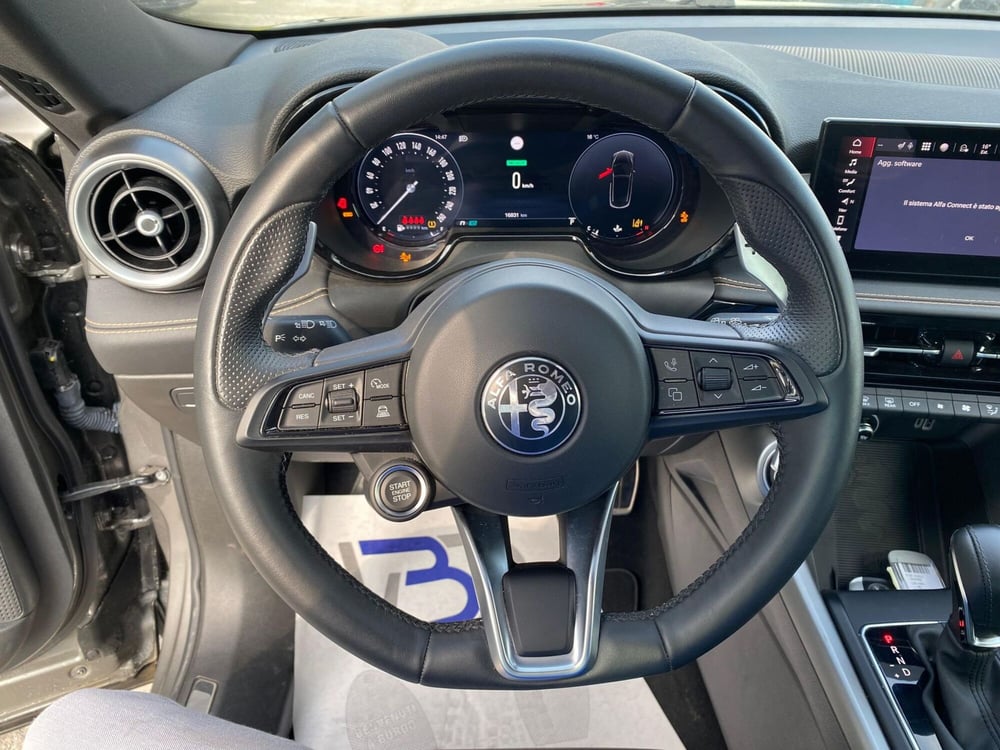 Alfa Romeo Tonale usata a Milano (12)