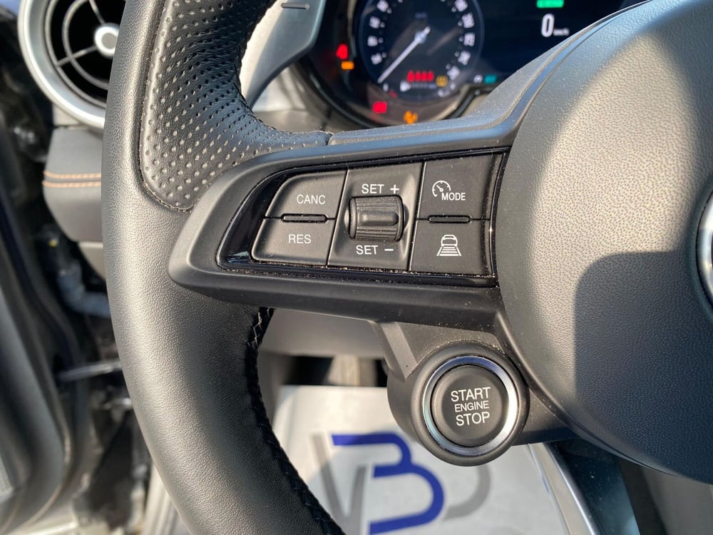 Alfa Romeo Tonale usata a Milano (13)