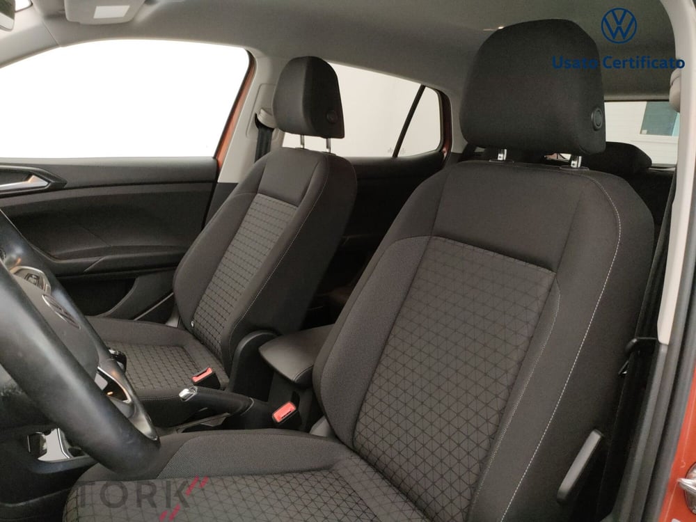 Volkswagen T-Cross usata a Varese (12)