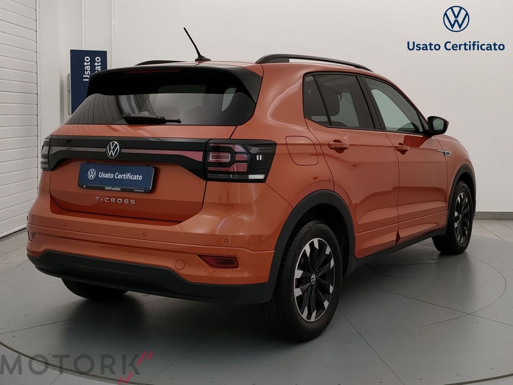 Volkswagen T-Cross usata a Varese (8)