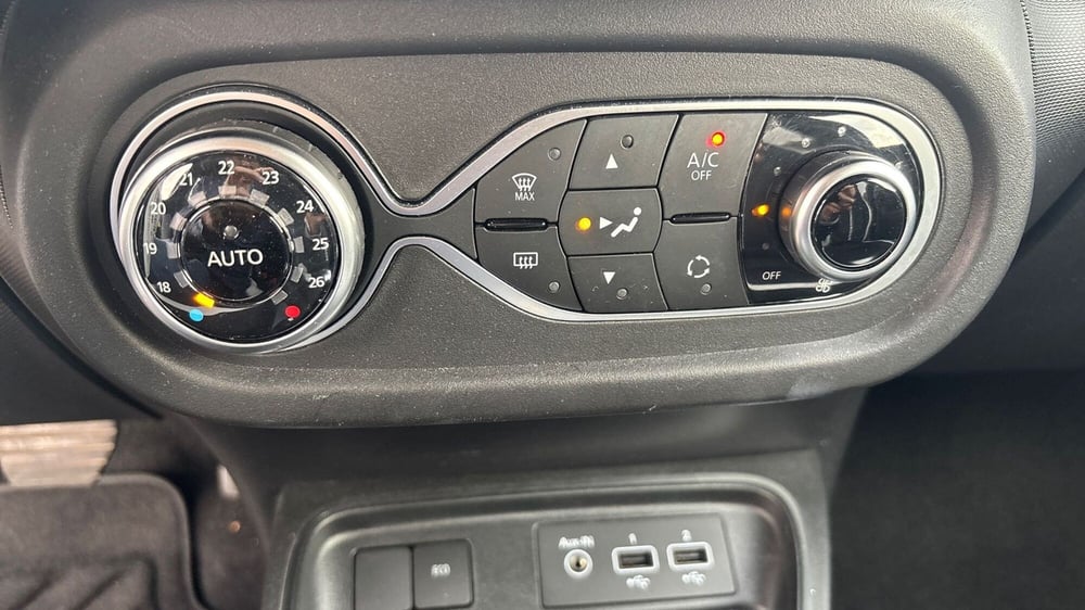 Renault Twingo usata a Padova (16)
